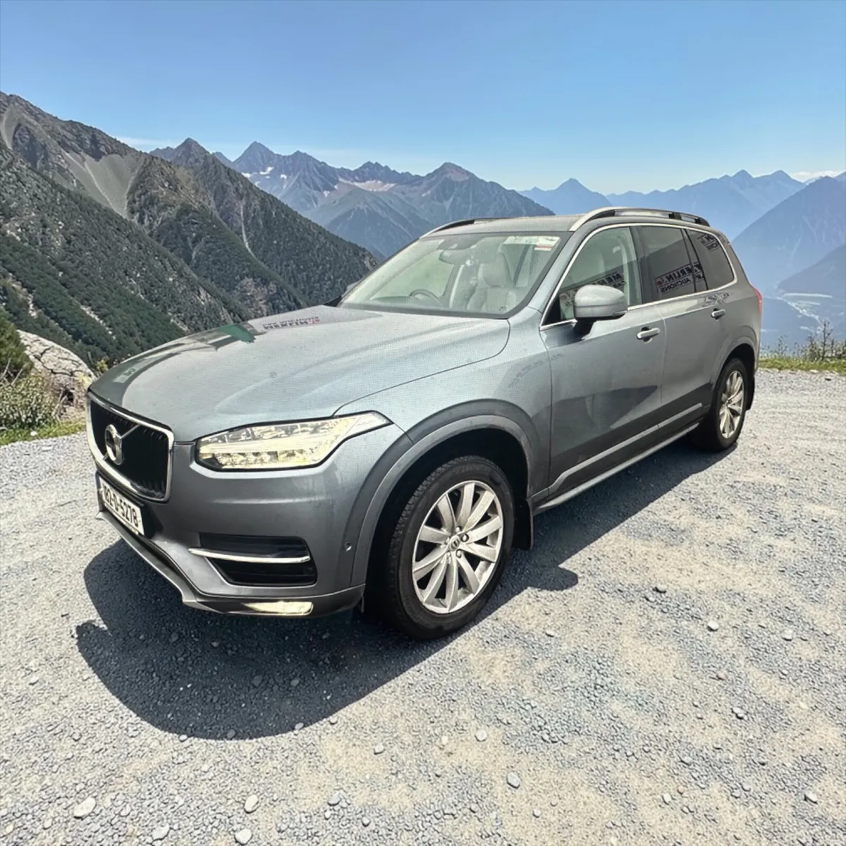 Volvo XC90 D5 (235hp) AWD Momentum Geartronic - Image 1