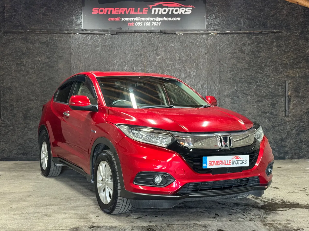 HONDA VEZEL AUTOMATIC 2019 - Image 1