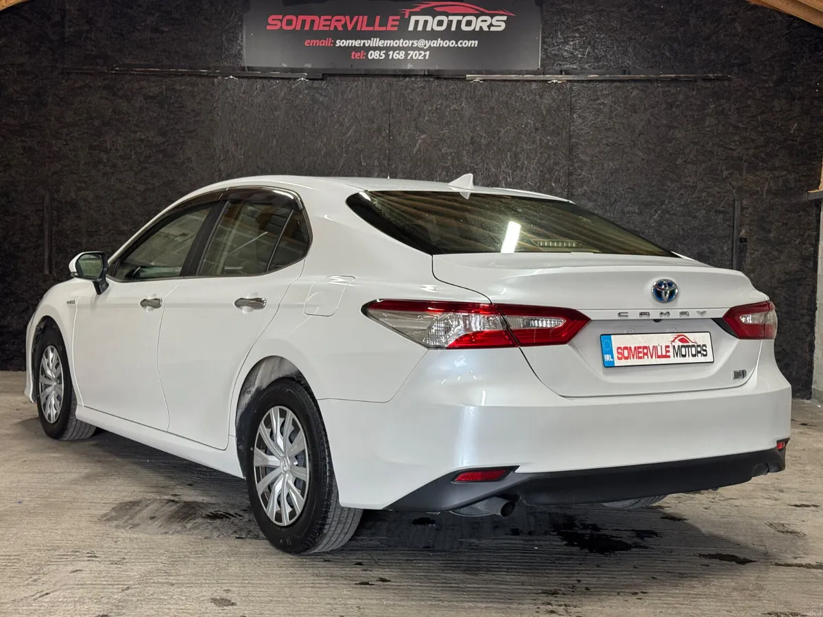 TOYOTA CAMERY AUTOMATIC 2020 - Image 4