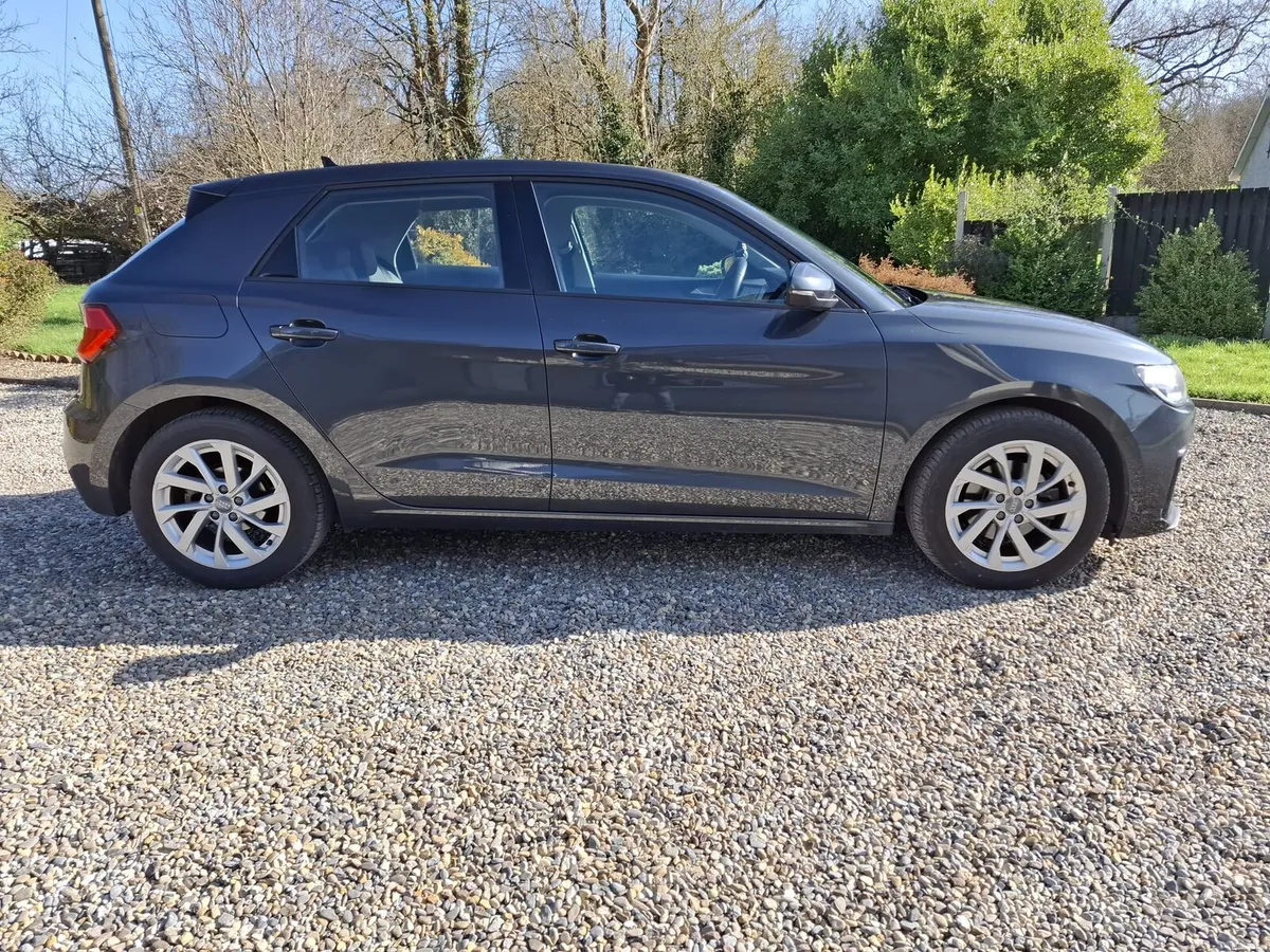 Audi A1 TFSI SE 6- Speed - Image 2