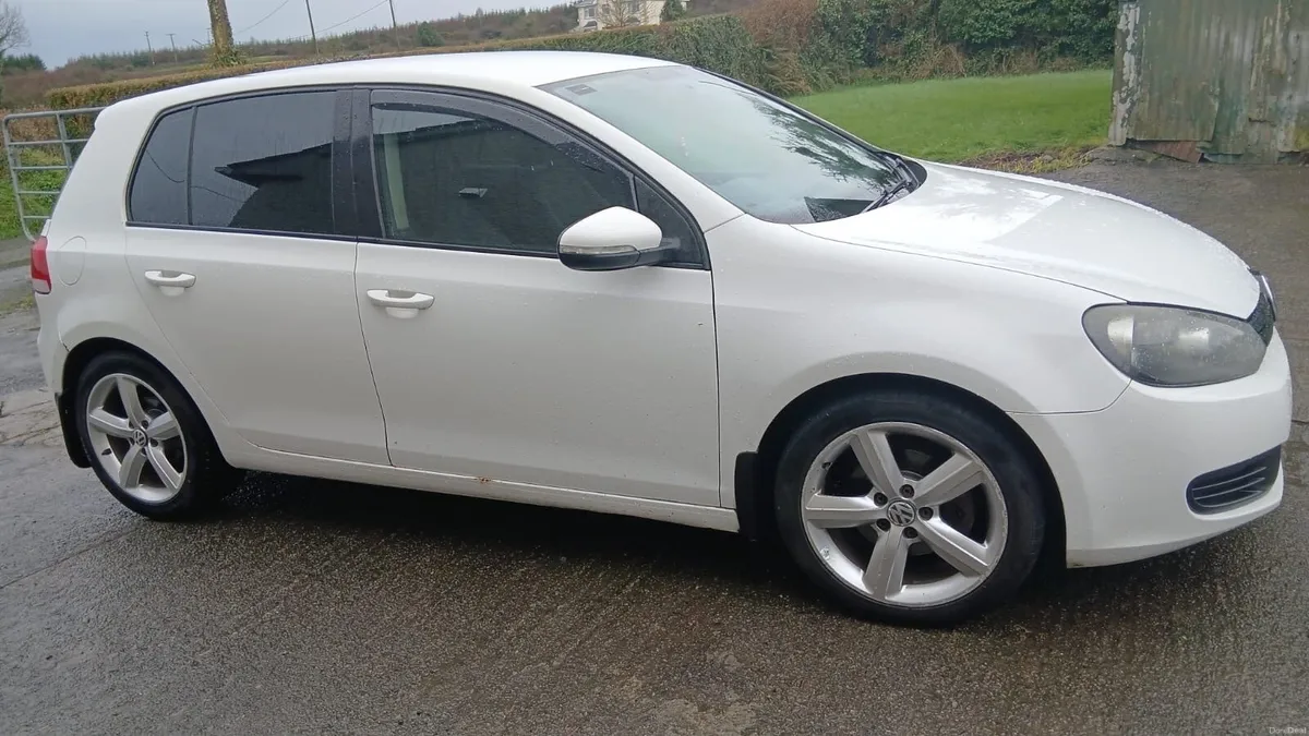 Volkswagen Golf - Image 1