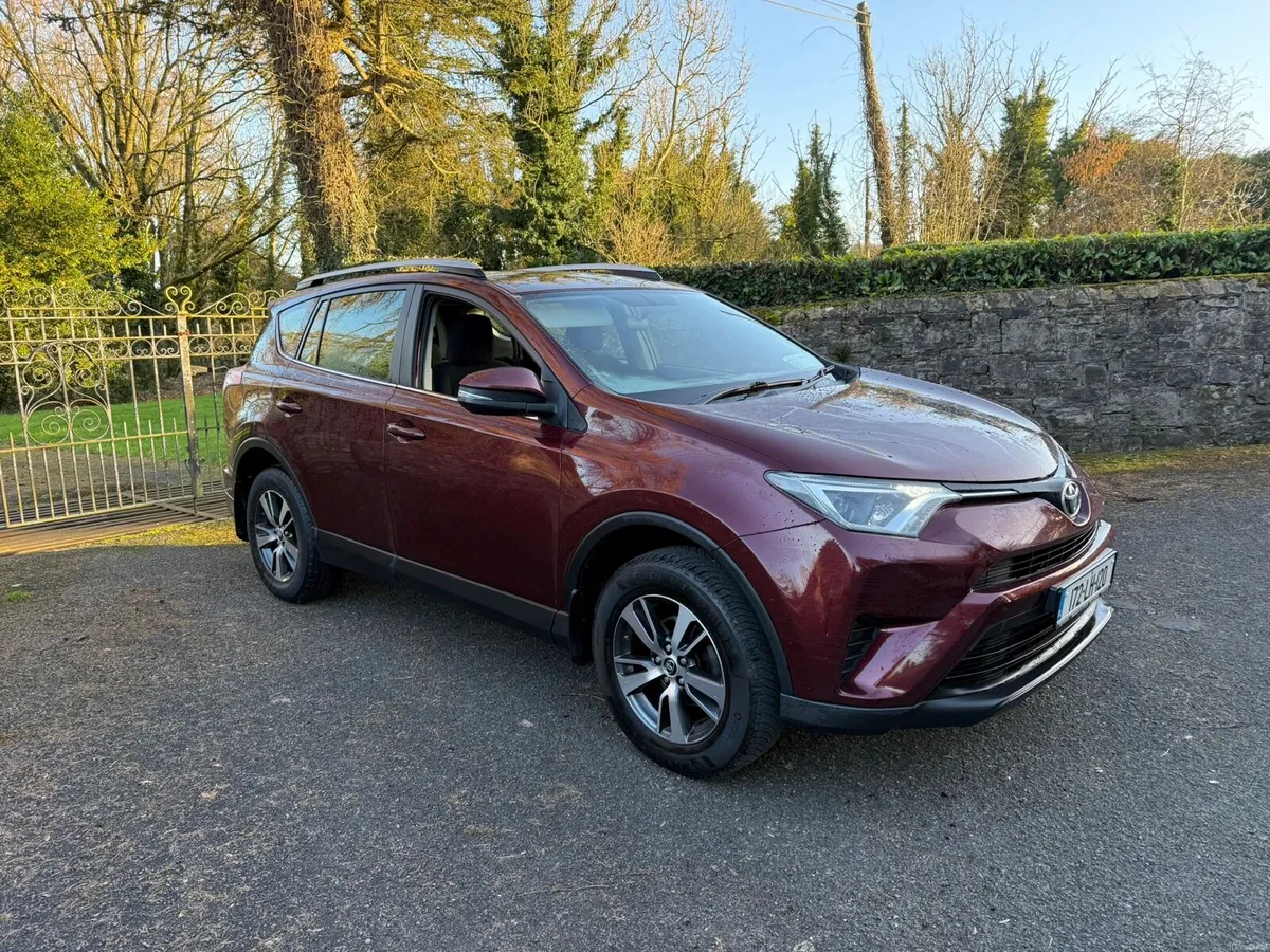 172 Toyota RAV4 2.0D LUNA - Image 4