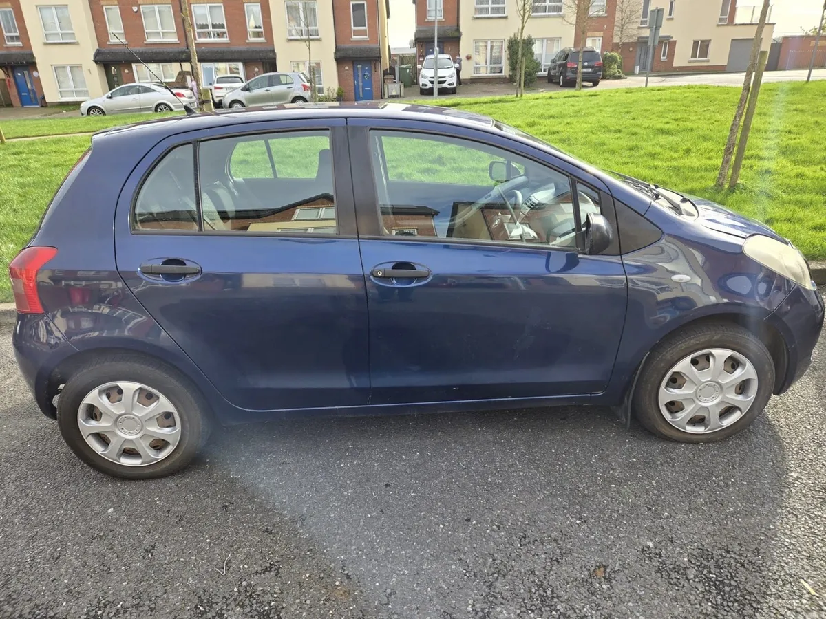 Toyota Yaris 2007 1.0 petrol - Image 3