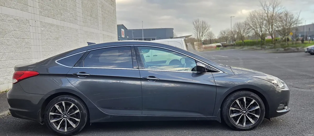 15 Hyundai I40 1.7 crdi..New NCT..High spec - Image 4