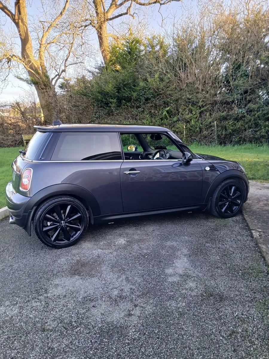 Mini Cooper 2012 Ncted taxed low kms. - Image 3