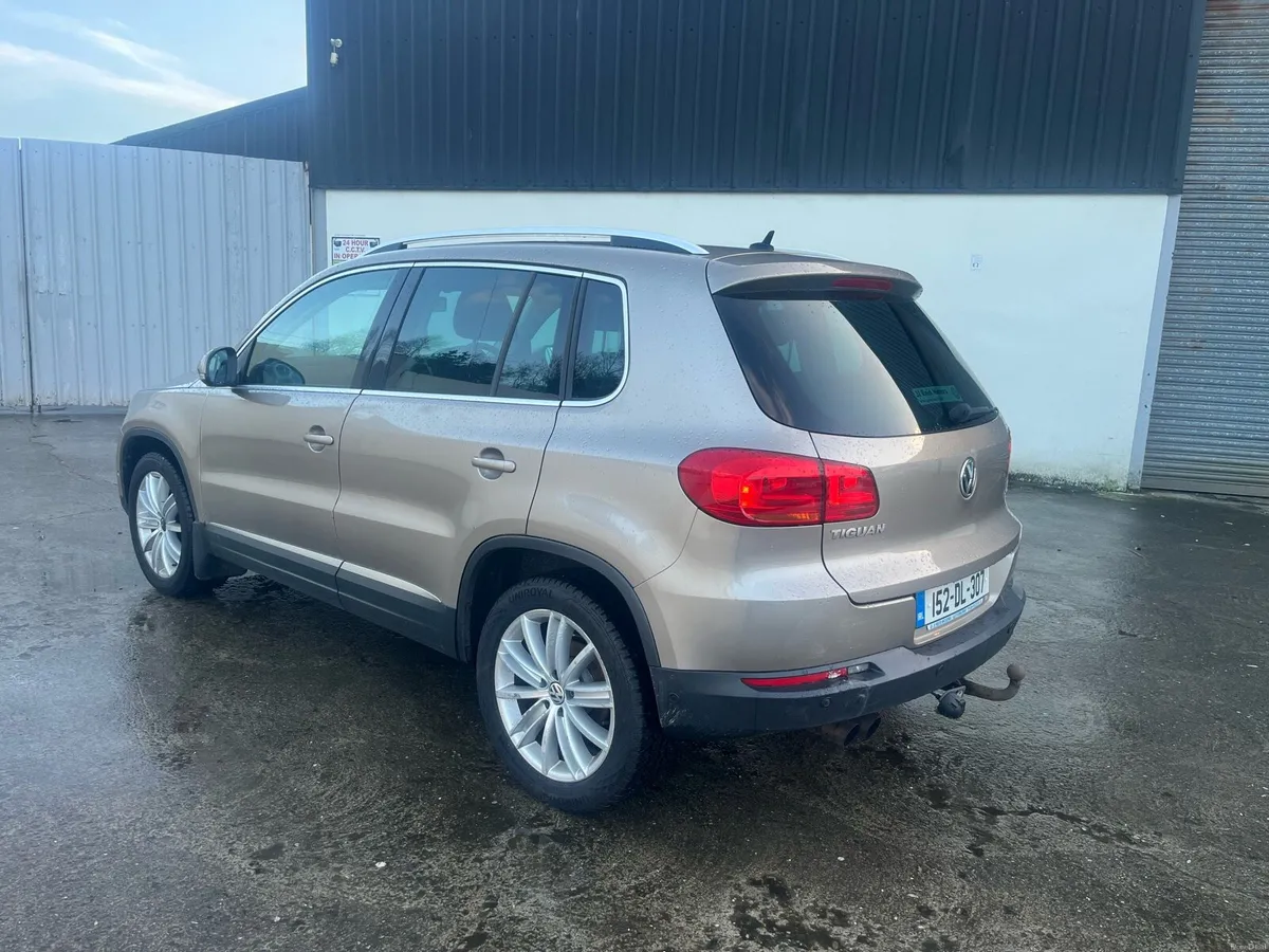 2015 Volkswagen Tiguan 2.0TDI SPORT - Image 3