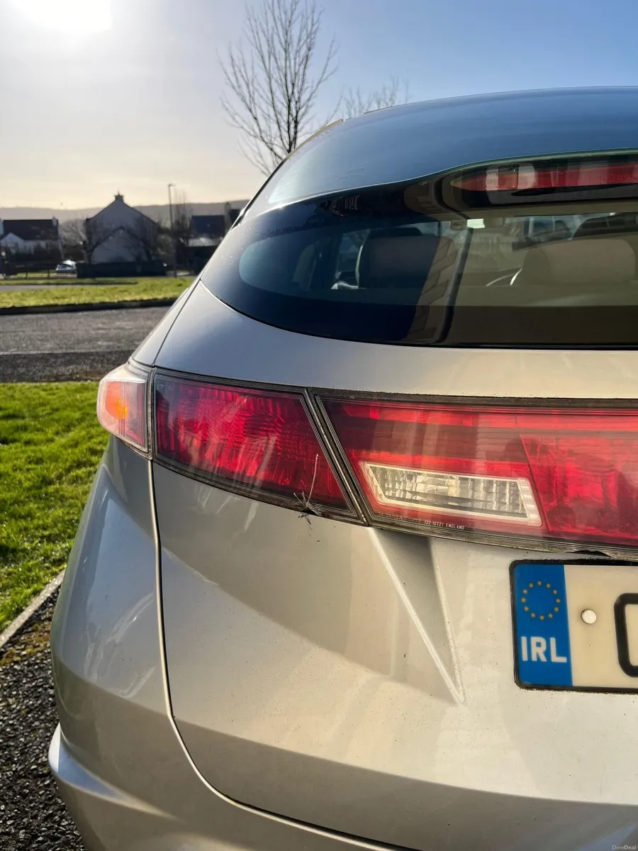 Honda Civic 2007 1.3 P NCT 24.02.2027 - Image 3