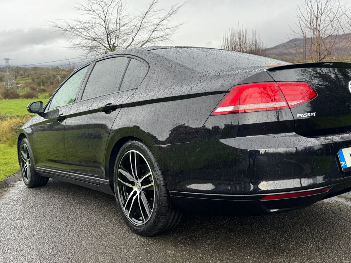 Volkswagen Passat 2015 diesel - Image 3