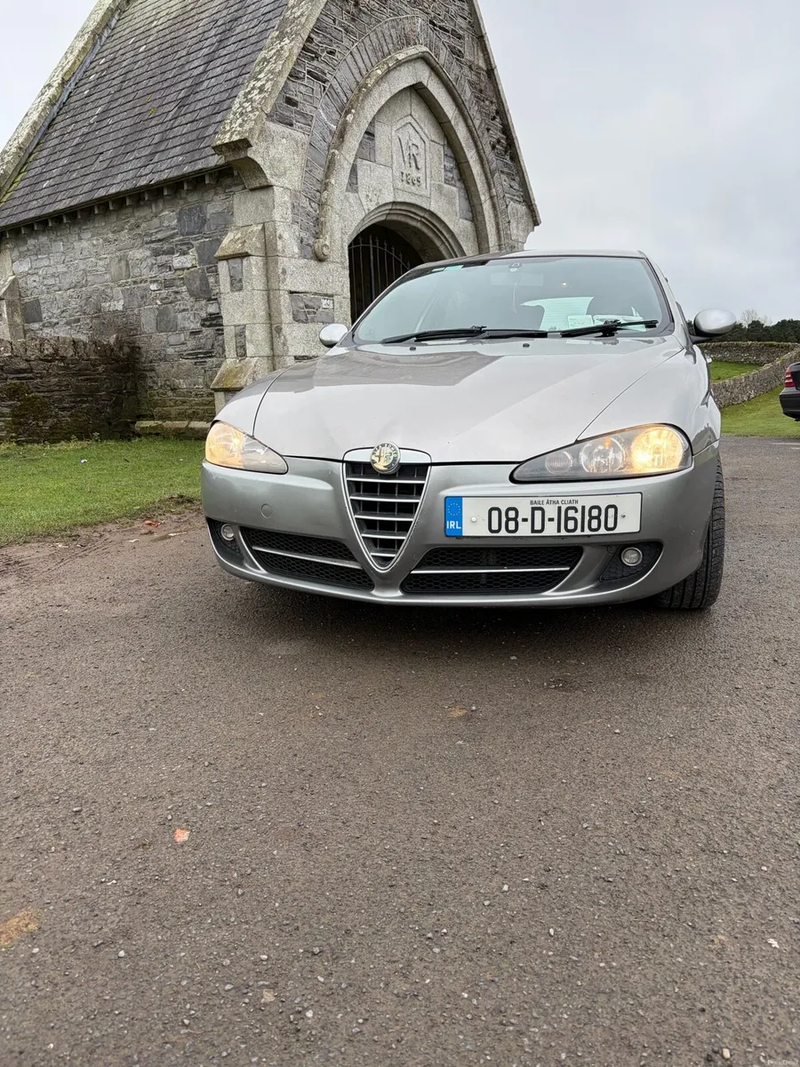 Alfa Romeo 147 - Image 2