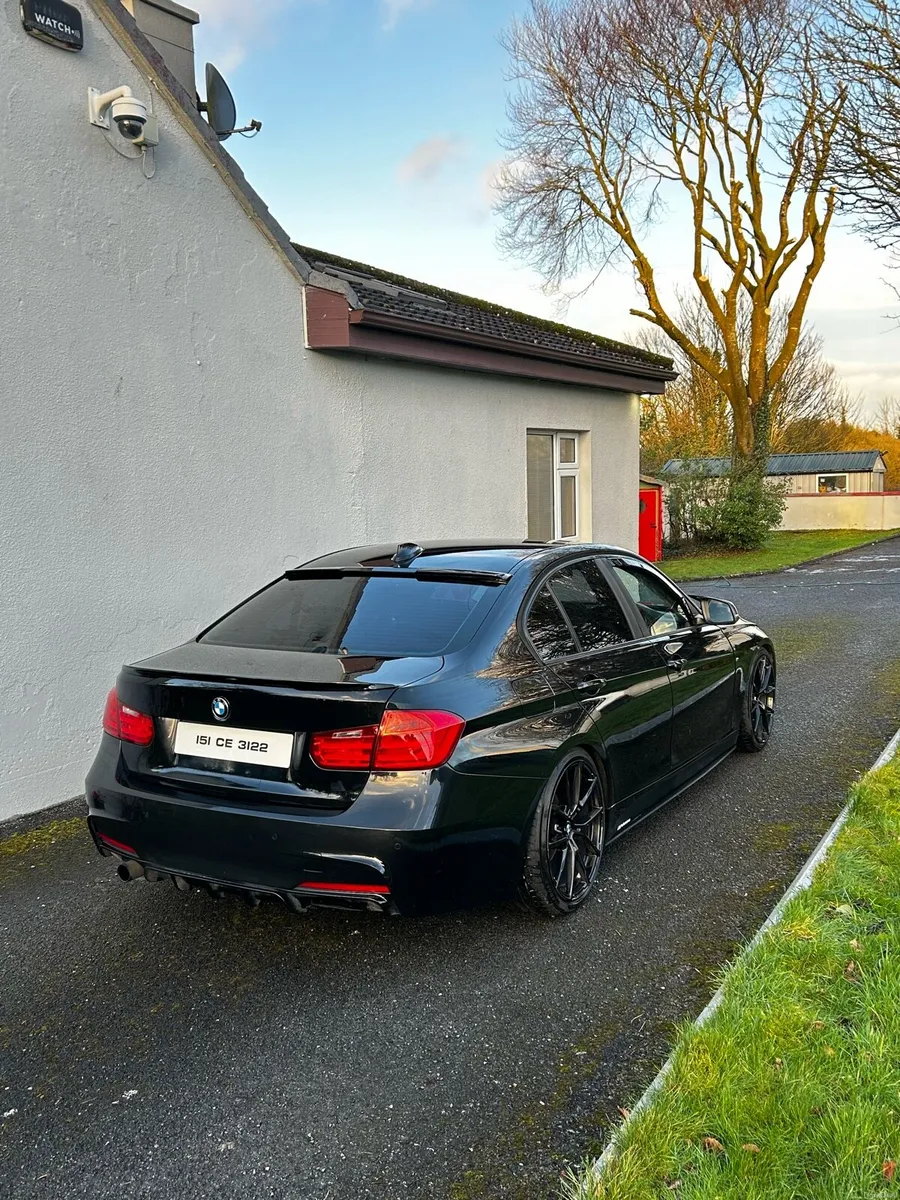 2015 BMW F30 2L - Image 2