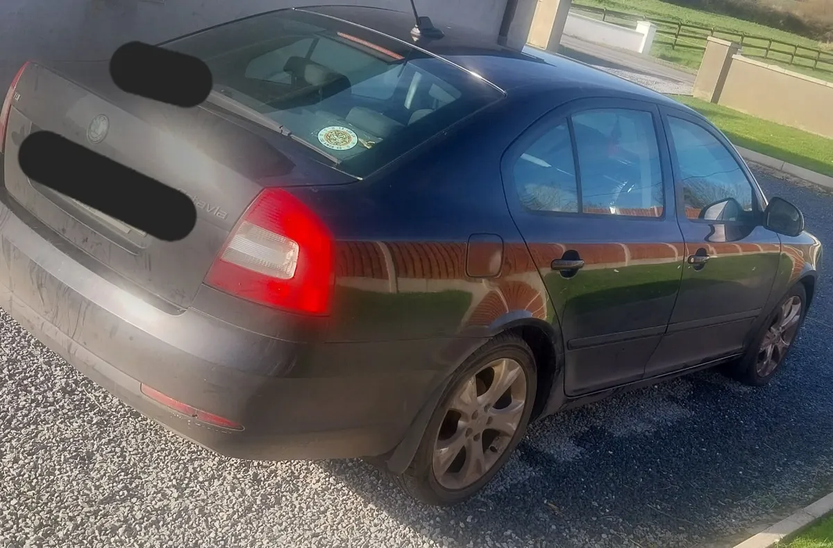 Skoda Octavia 2011 - Image 2