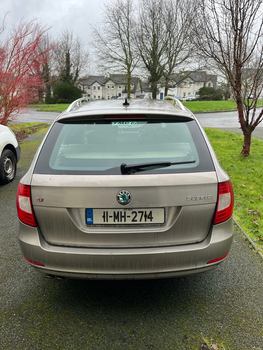 Skoda Superb - Image 4