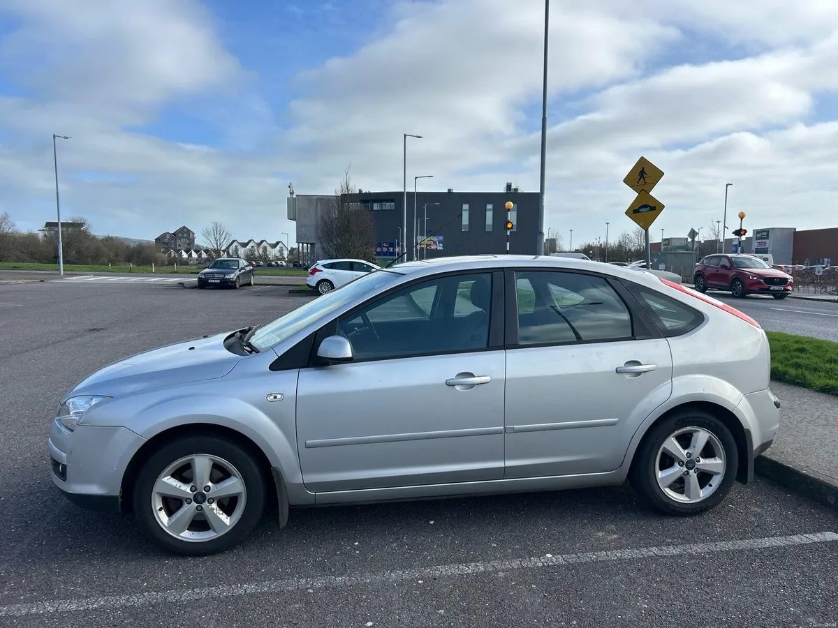 Ford Focus *NCT 02/27* *ONE OWNER* - Image 3