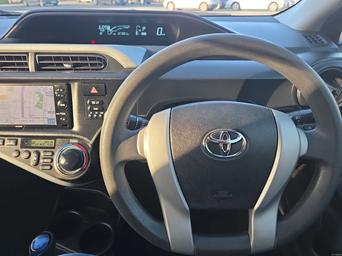 Toyota Aqua 2014 - Image 2