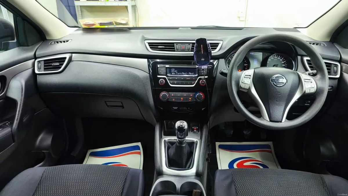 2014 Nissan Qashqai 1.5 DCI / NCT 02/27 / Taxed - Image 4