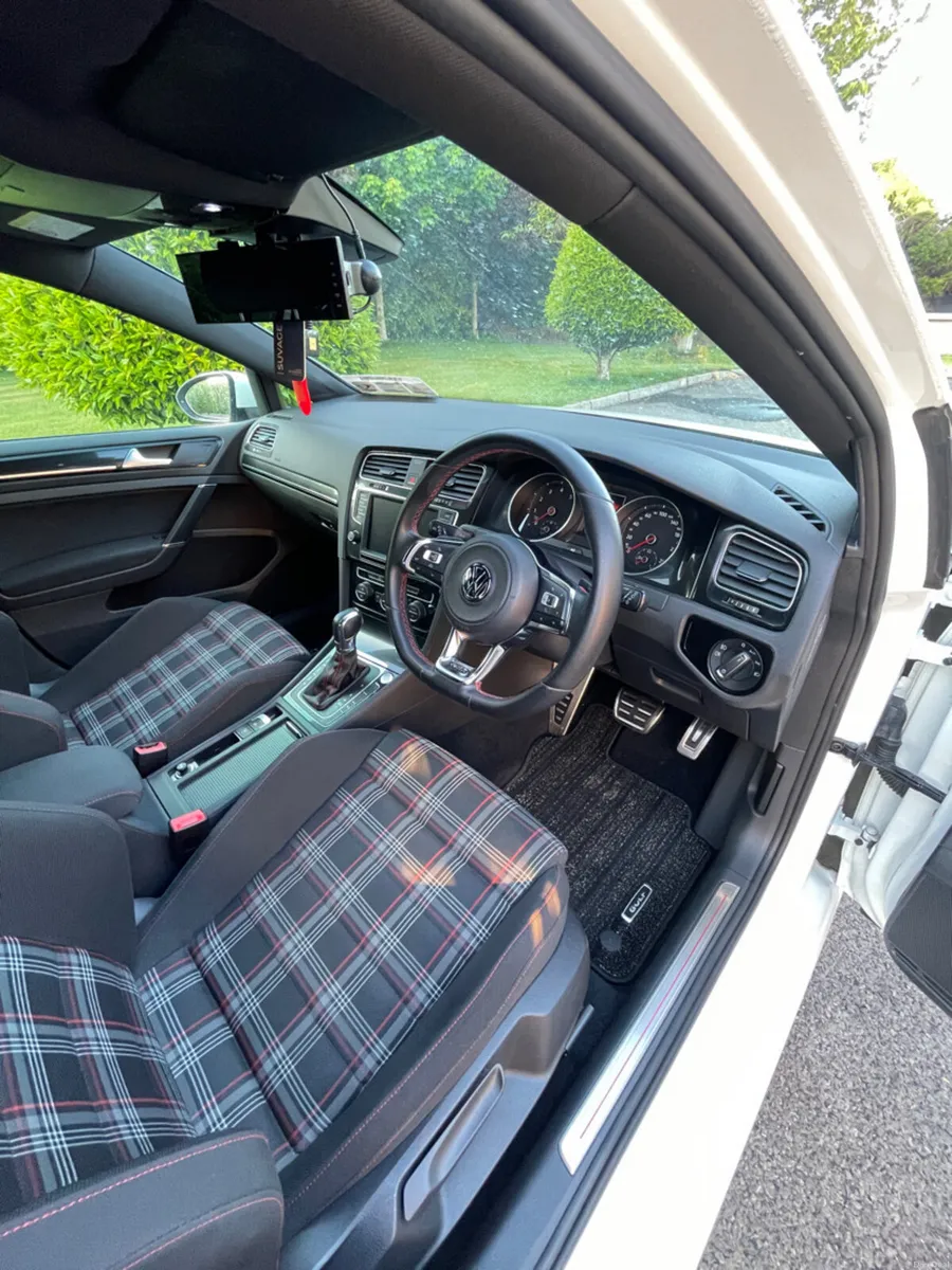 2013 MK7 GTI 73000KM - Image 4