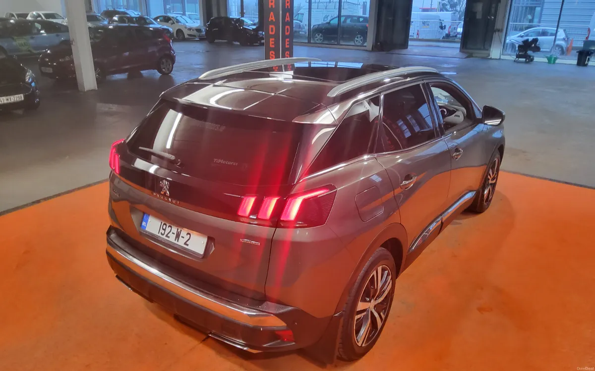 Peugeot 3008 2019 - Image 3