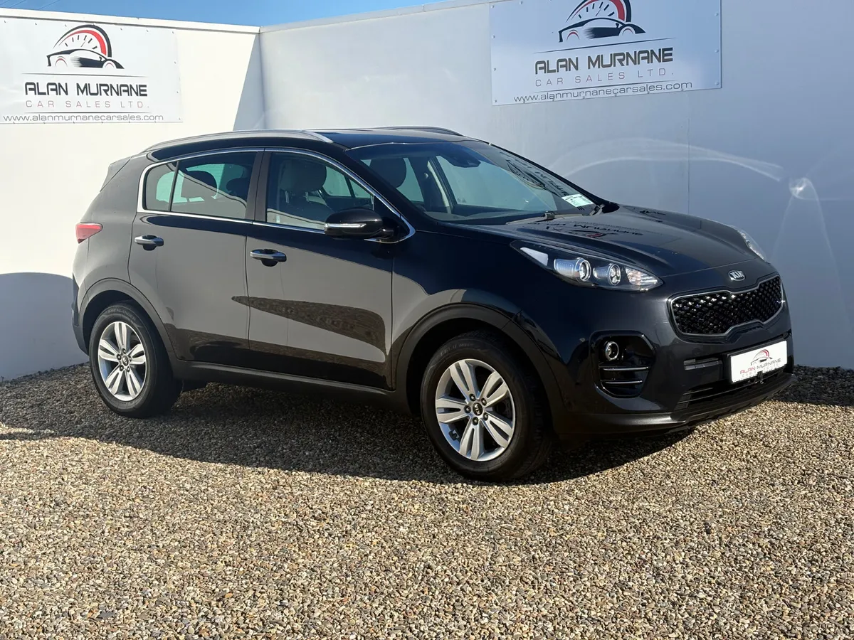 KIA SPORTAGE PLATINUM MODEL  2017 JUST 76,000 KMS - Image 3