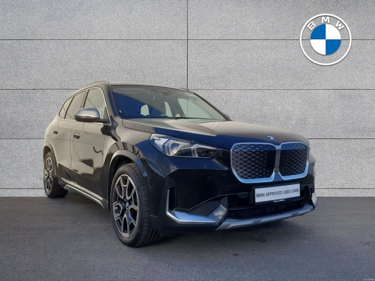 BMW iX1 eDrive20 xLine - Image 1
