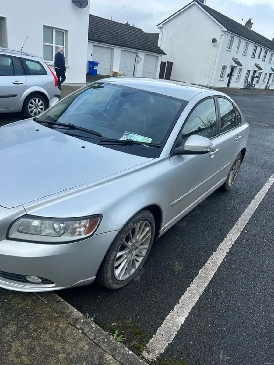 2011 Volvo S40 - Image 1