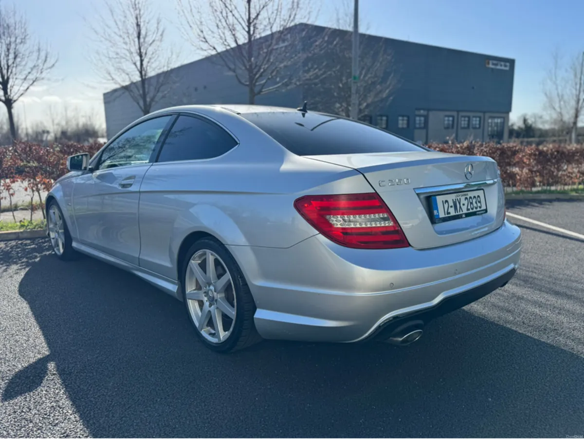 Mercedes-Benz C-Class 2.1 CDI SPORT  AUTO  AMG LIN - Image 3