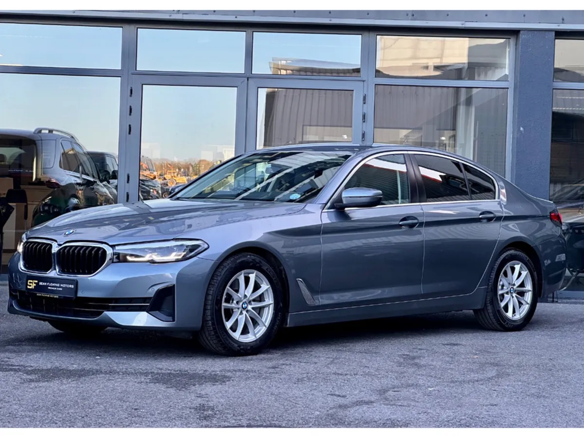 BMW 5-Series 520D 4DR AUTO SE - Image 2