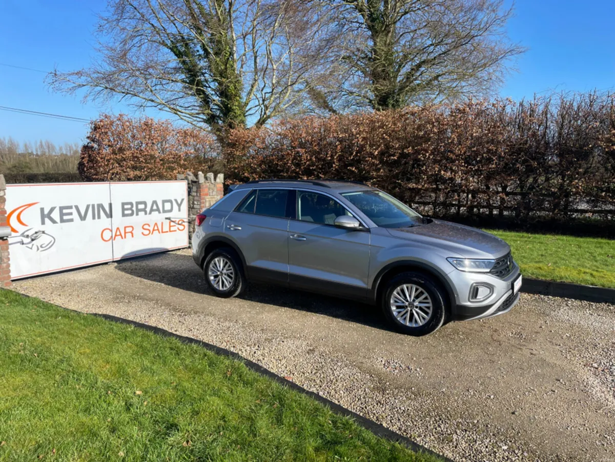 Volkswagen T-Roc 1.0 LITRE TSI LIFE MODEL - Image 1