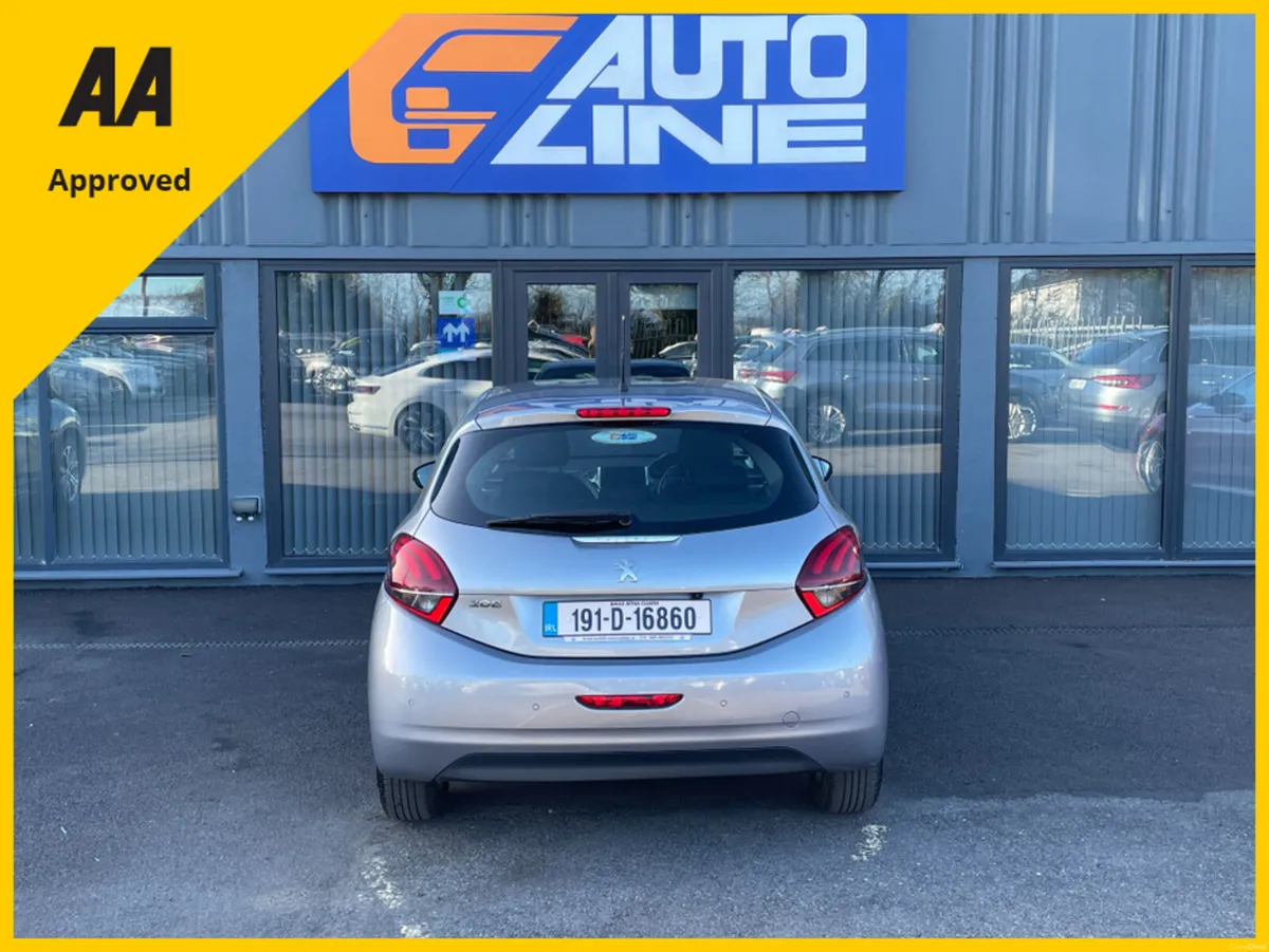 Peugeot 208 ACTIVE 1.2 68 6.2 4DR - Image 4