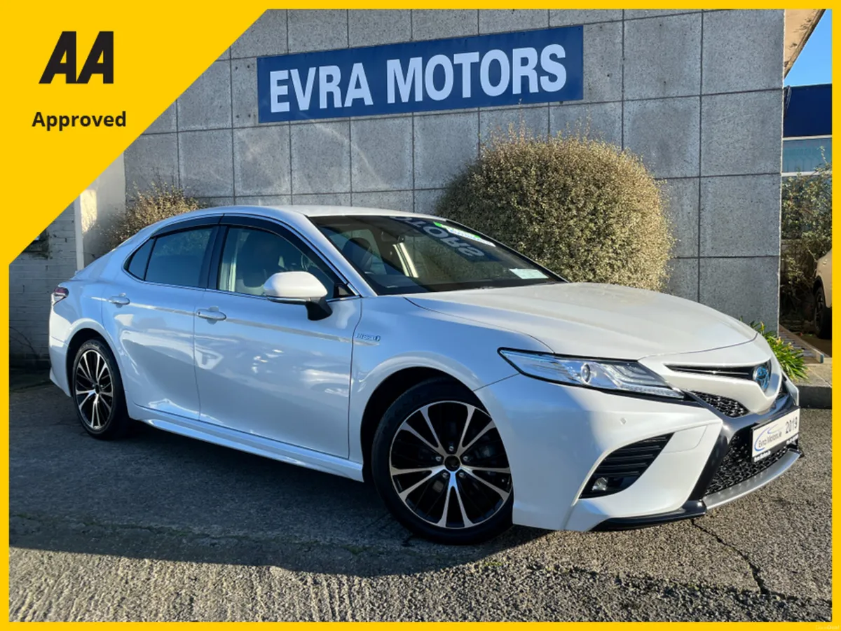 Toyota Camry WS AUTOMATIC HYBRID 2.5 PETROL //ADAP - Image 1