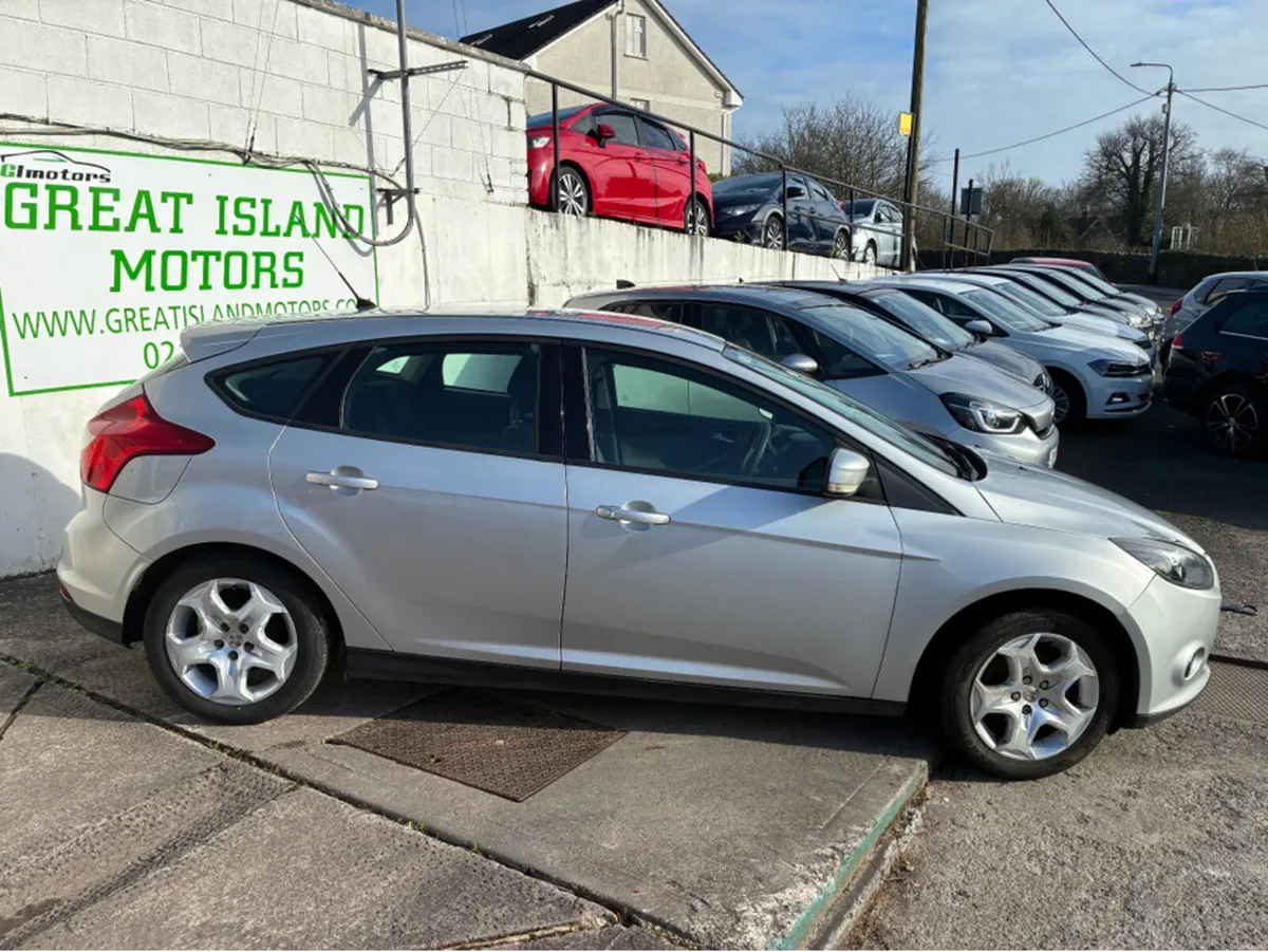 Ford Focus 1.6 TDCI EDGE 115PS 6 SP SPEED 5DR - Image 4