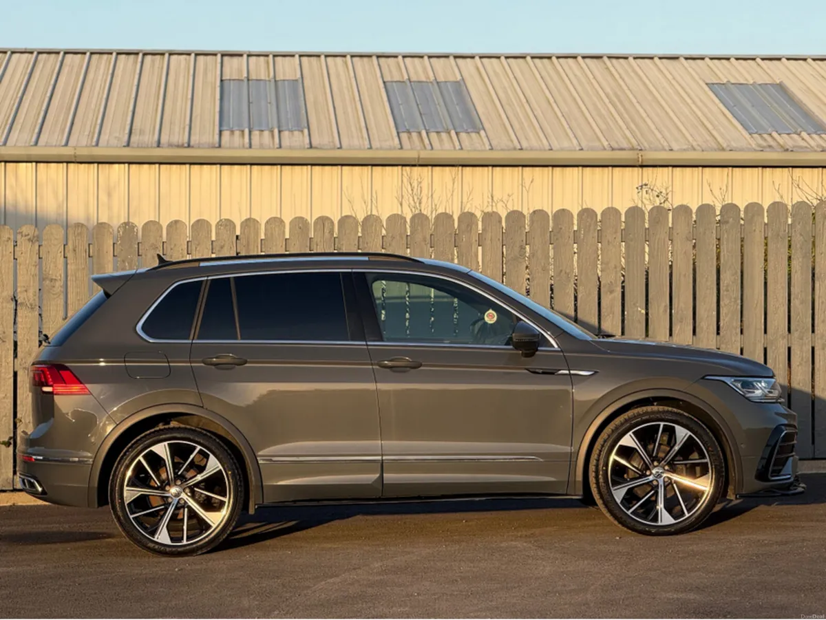 Volkswagen Tiguan VERY LOW MILES - RLINE INSIDE AN - Image 4