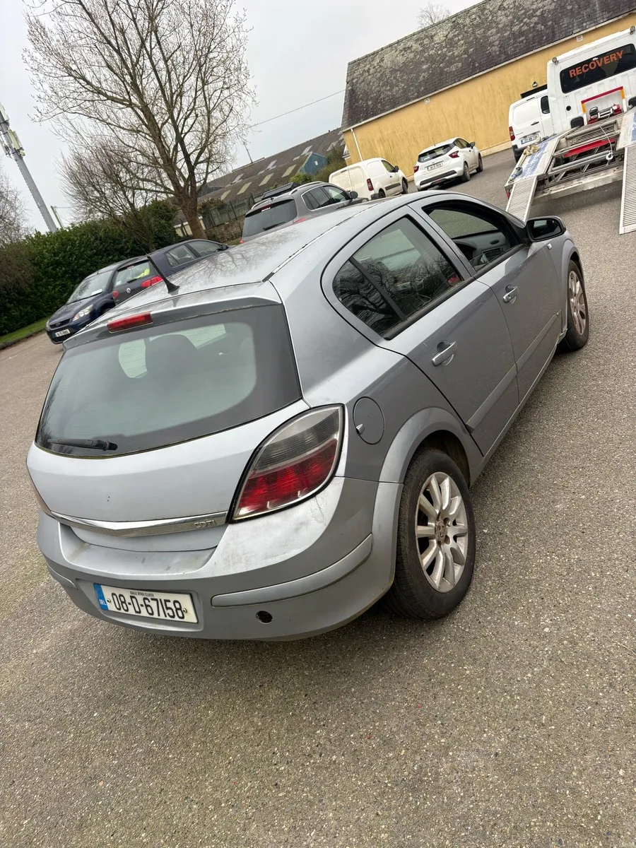 Opel Astra - Image 4