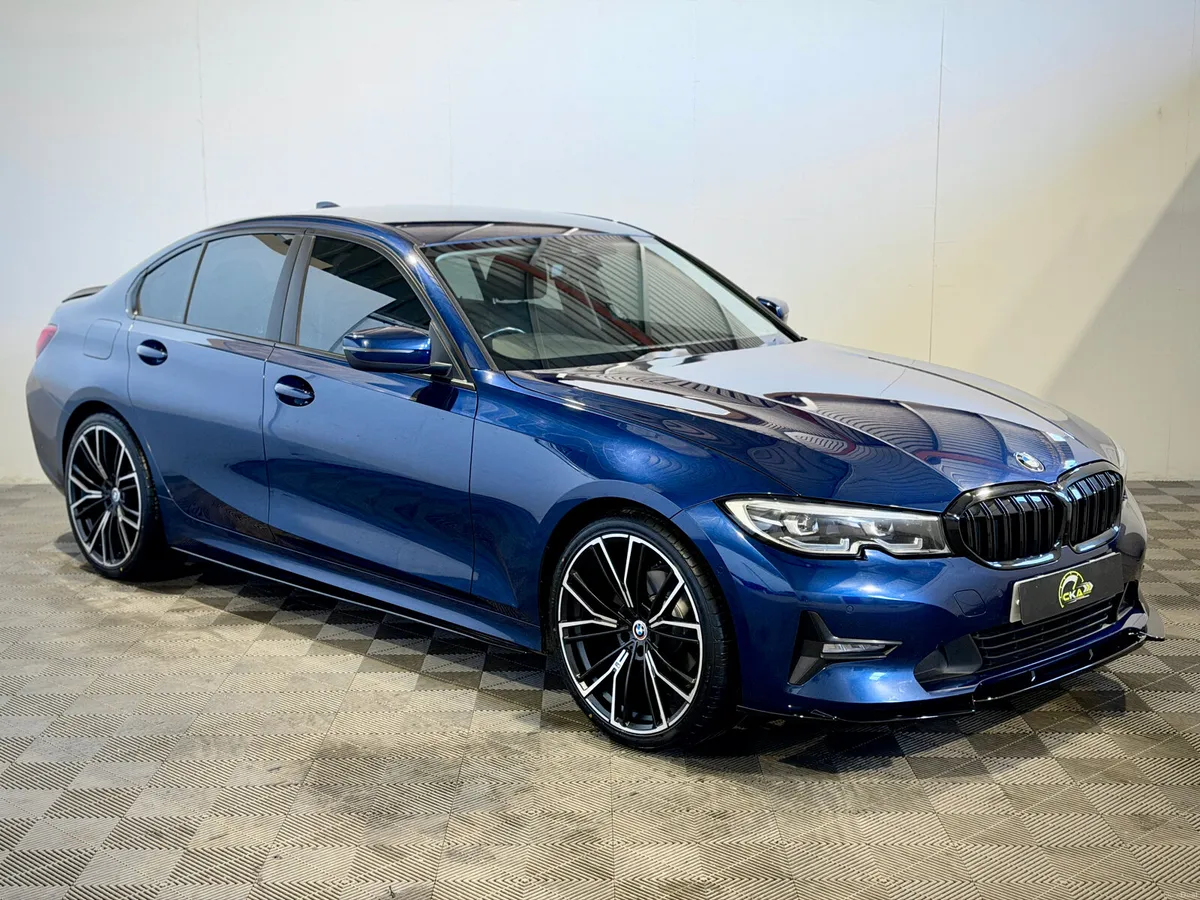 BMW 3-Series 2019 SE *M Performance Kitted* - Image 2