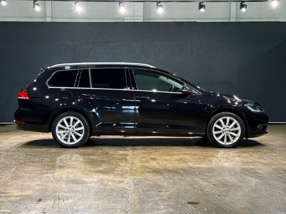 Volkswagen Golf 1.2L - AUTOMATIC - MULTI FUNCTION - Image 3