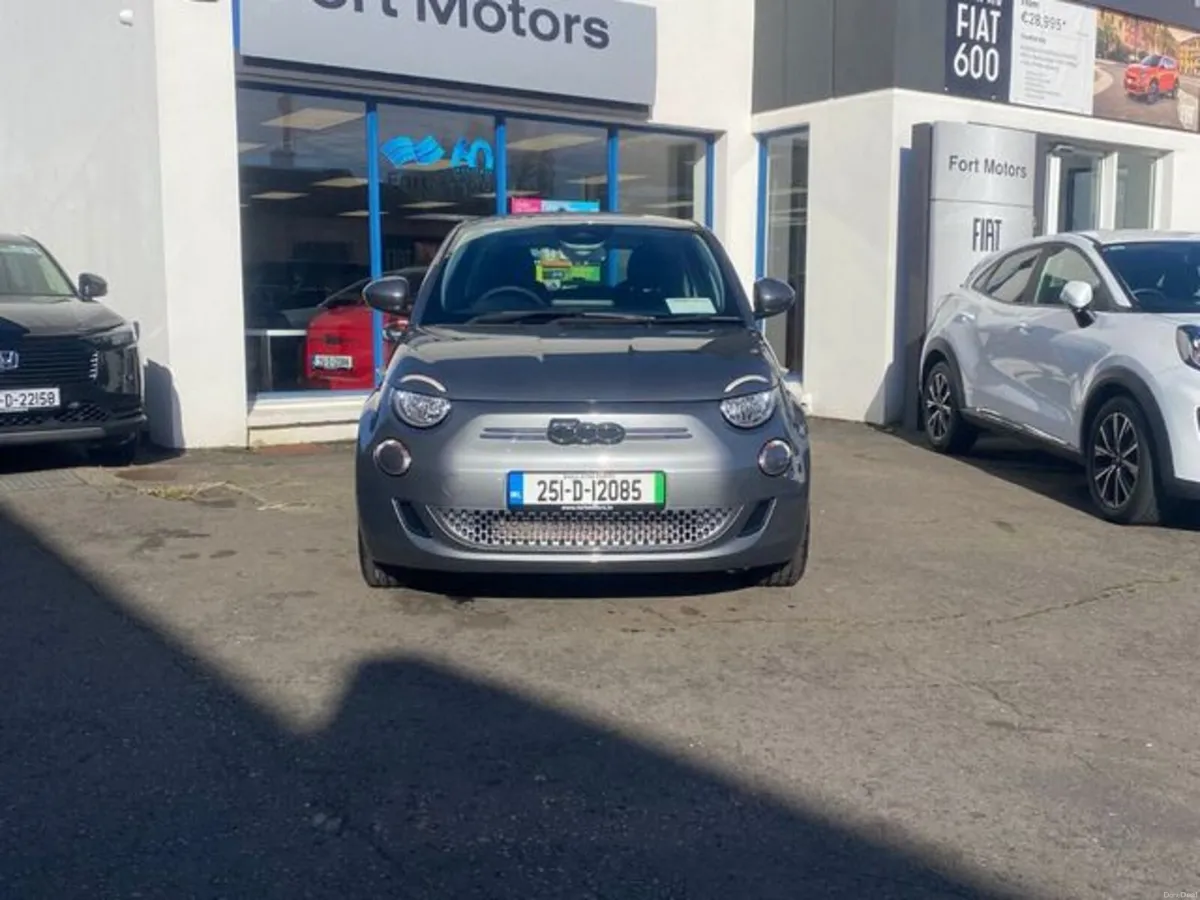Fiat 500 Icon 42KWH 3DR Auto - Image 2