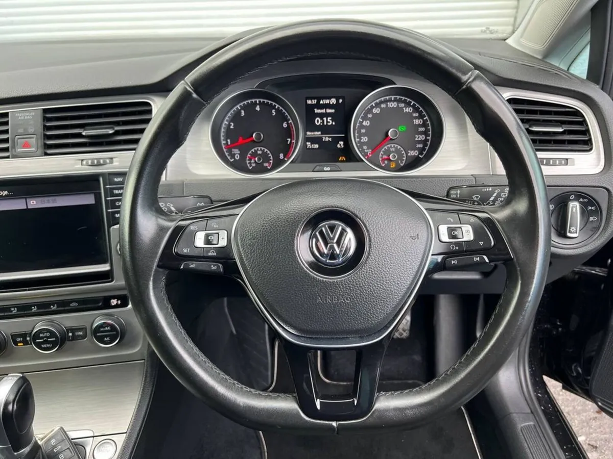 Volkswagen Golf COMFORTLINE VARIANT 1.2 TSI // 17" - Image 4