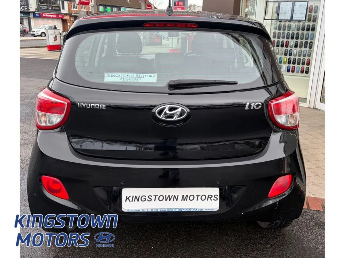 Hyundai i10 1.0 Petrol Premium 5DR - Image 4