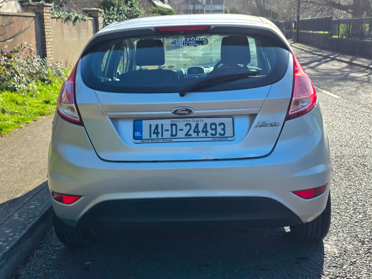 Ford Fiesta MCA Zetec 1.25 60PS M5 4DR - Image 4