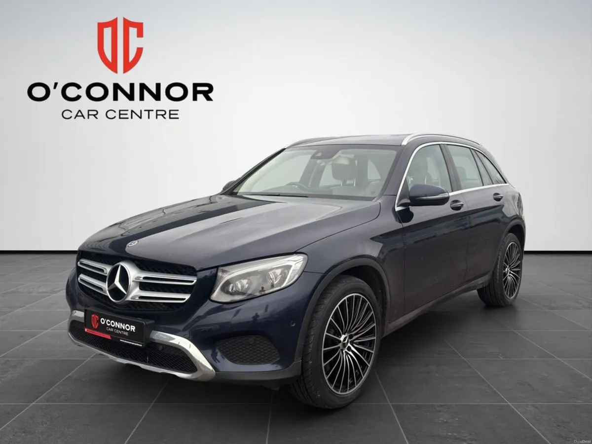 Mercedes-Benz GLC Navy suit, cream interior — dres - Image 1