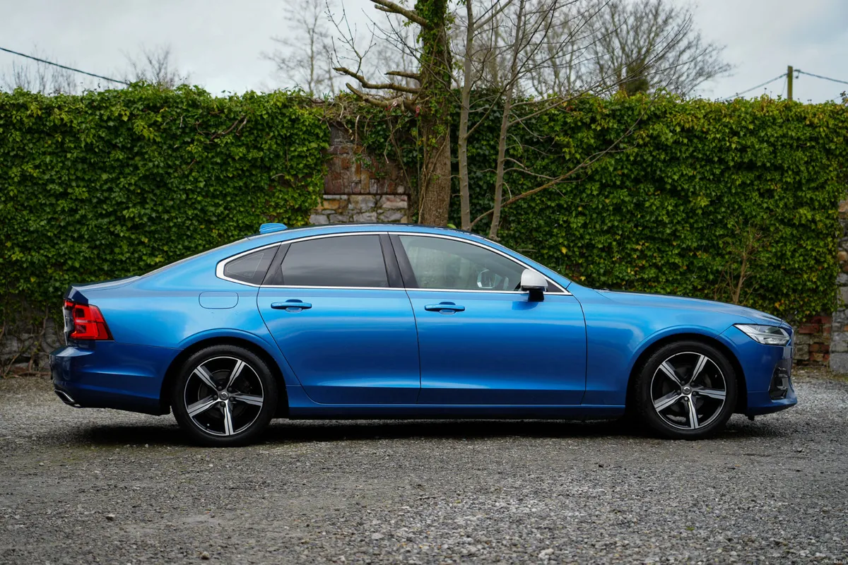 2018 Volvo S90 R-DESIGN - Image 3