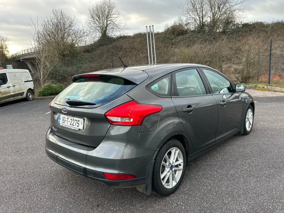 Ford Focus - Image 2