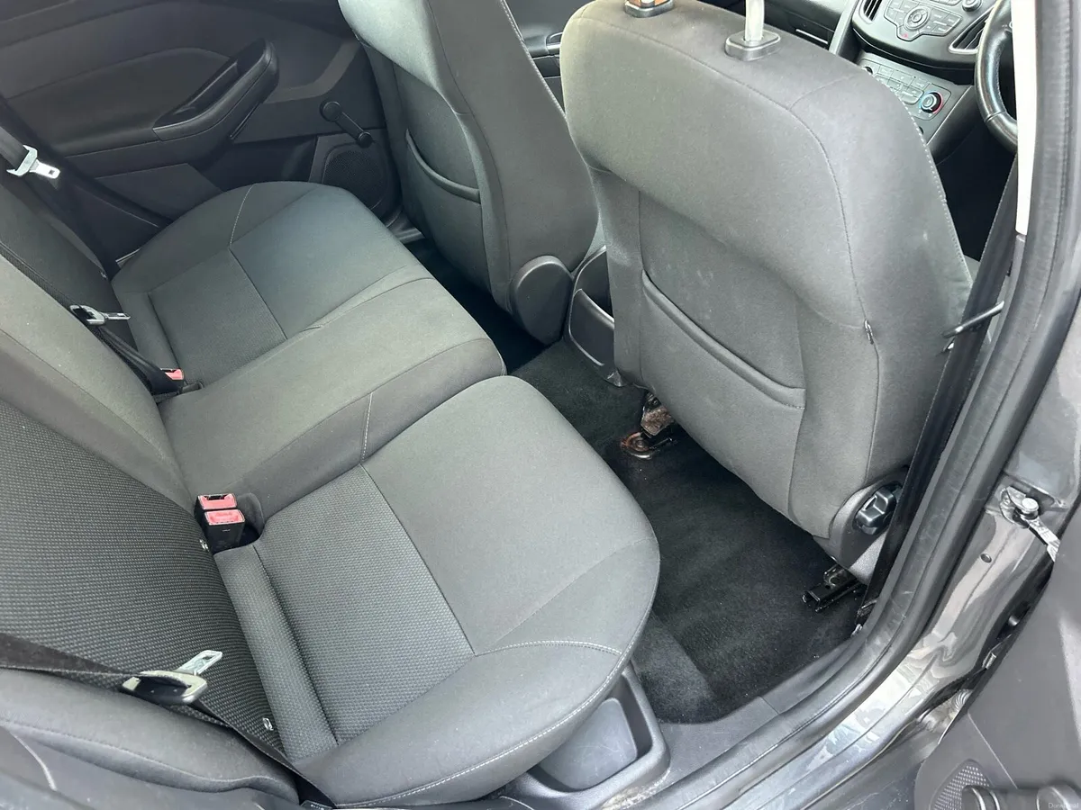 Ford Focus NEW NCT 08/27 - Image 6