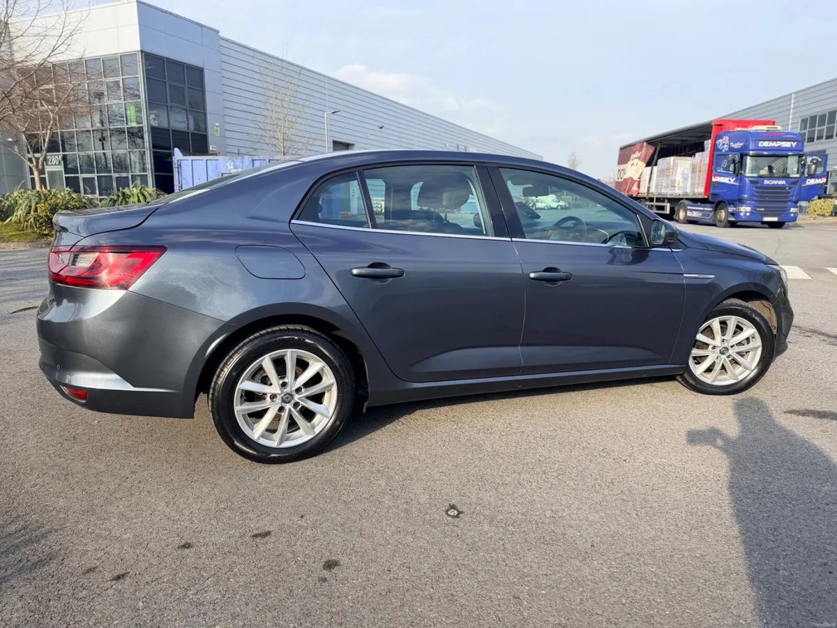 172 Renault Megane Grand Coupe ~ Dynamic Edition. - Image 4