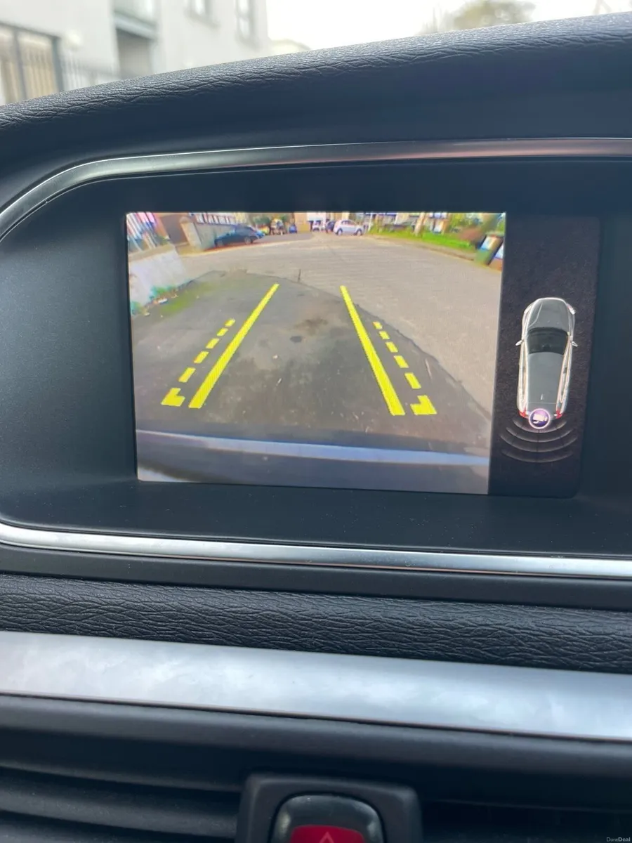 VOLVO V40 2018 D4 2.0L Diesel - Image 2