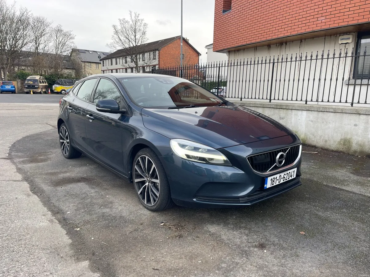 VOLVO V40 2018 D4 2.0L Diesel - Image 1