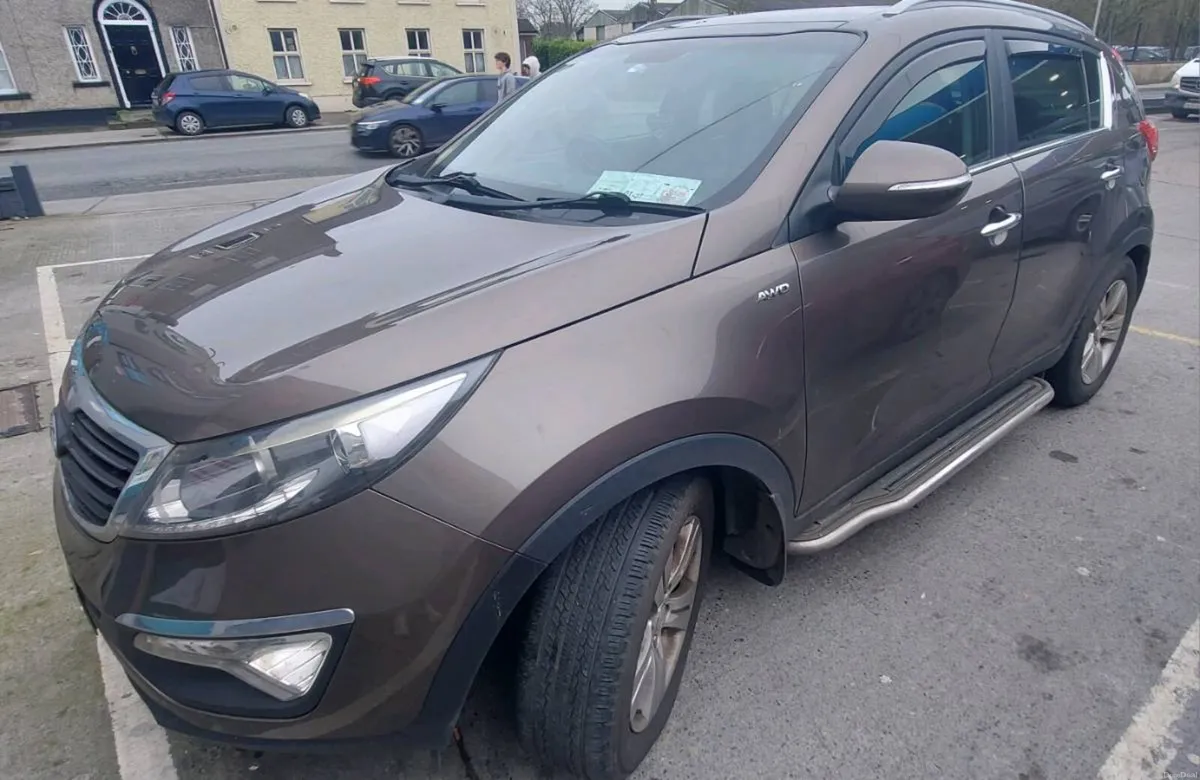 2012 kia sportage 2.0 diesel SOLD AS SEEN - Image 3