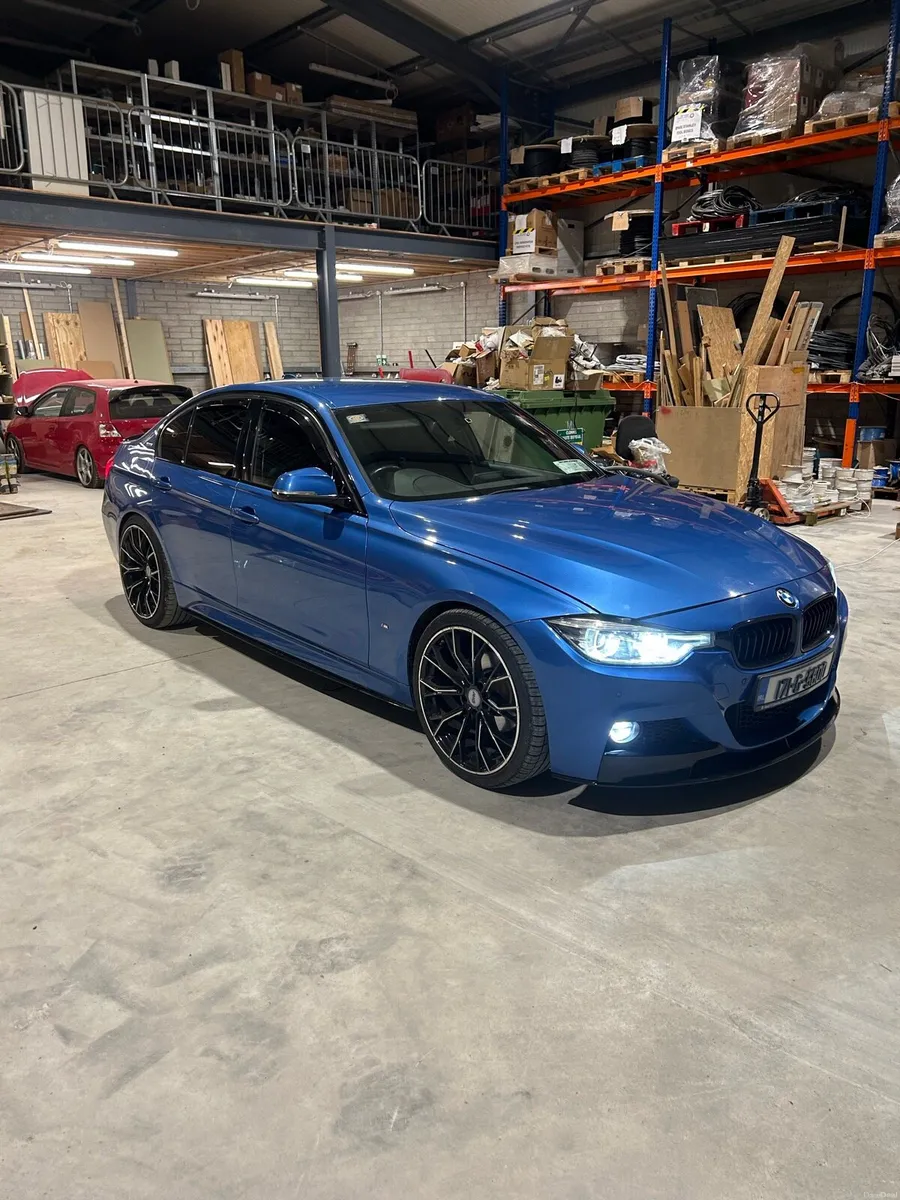 BMW 330e M-Sport - Image 4