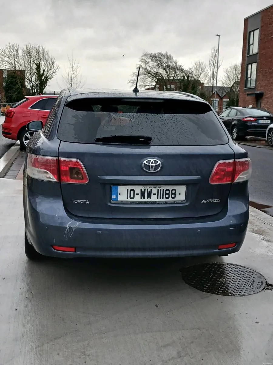 Toyota Avensis - Image 2