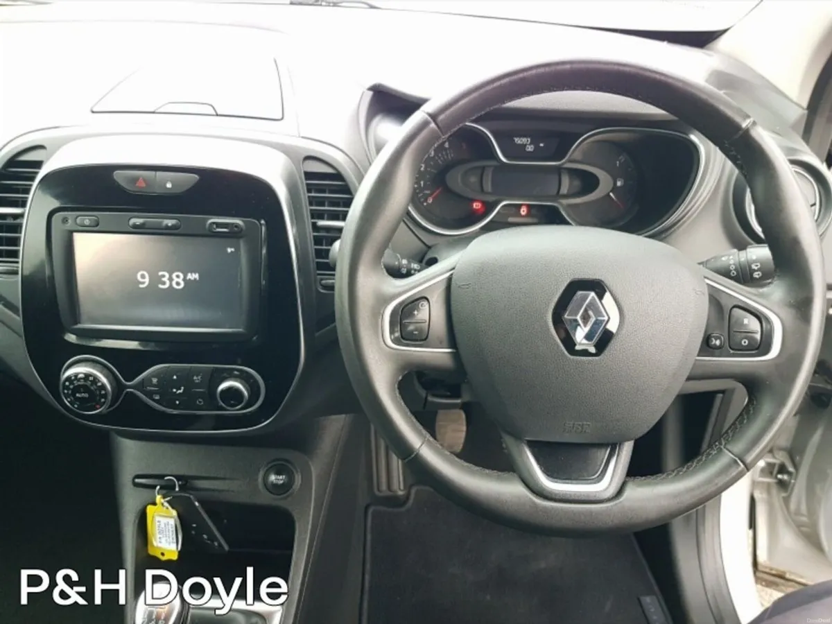 Renault Captur DYNAMIQUE NAV - Image 2