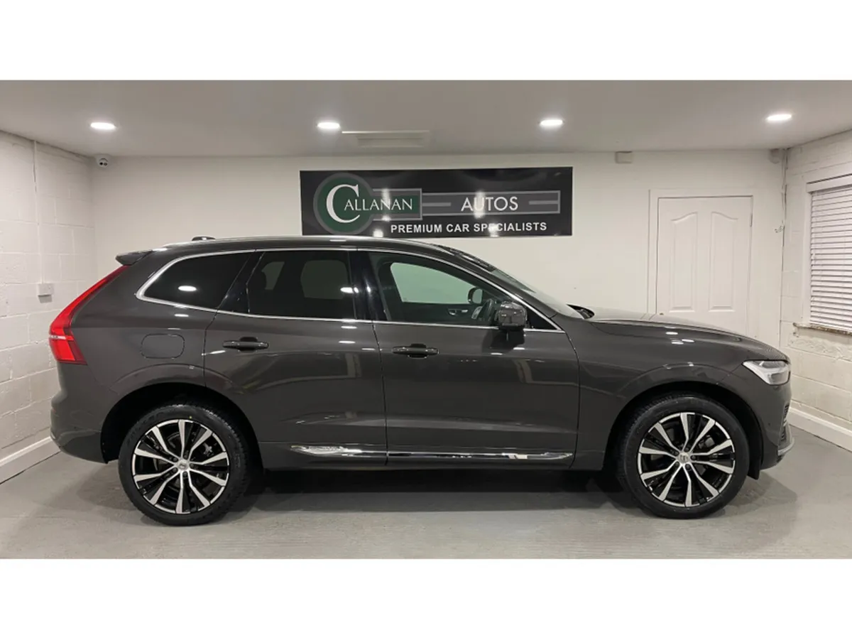 Volvo XC60 T8 RECHARGE ULTIMATE BRIGHT AWD***HIGHE - Image 4